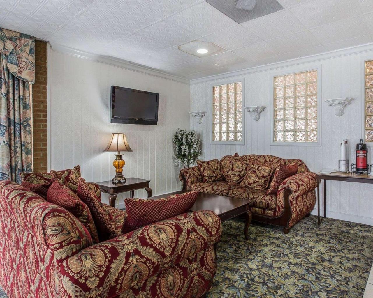 Econo Lodge Douglas Εξωτερικό φωτογραφία