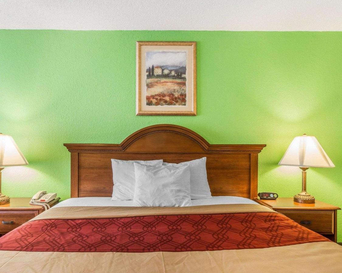 Econo Lodge Douglas Εξωτερικό φωτογραφία