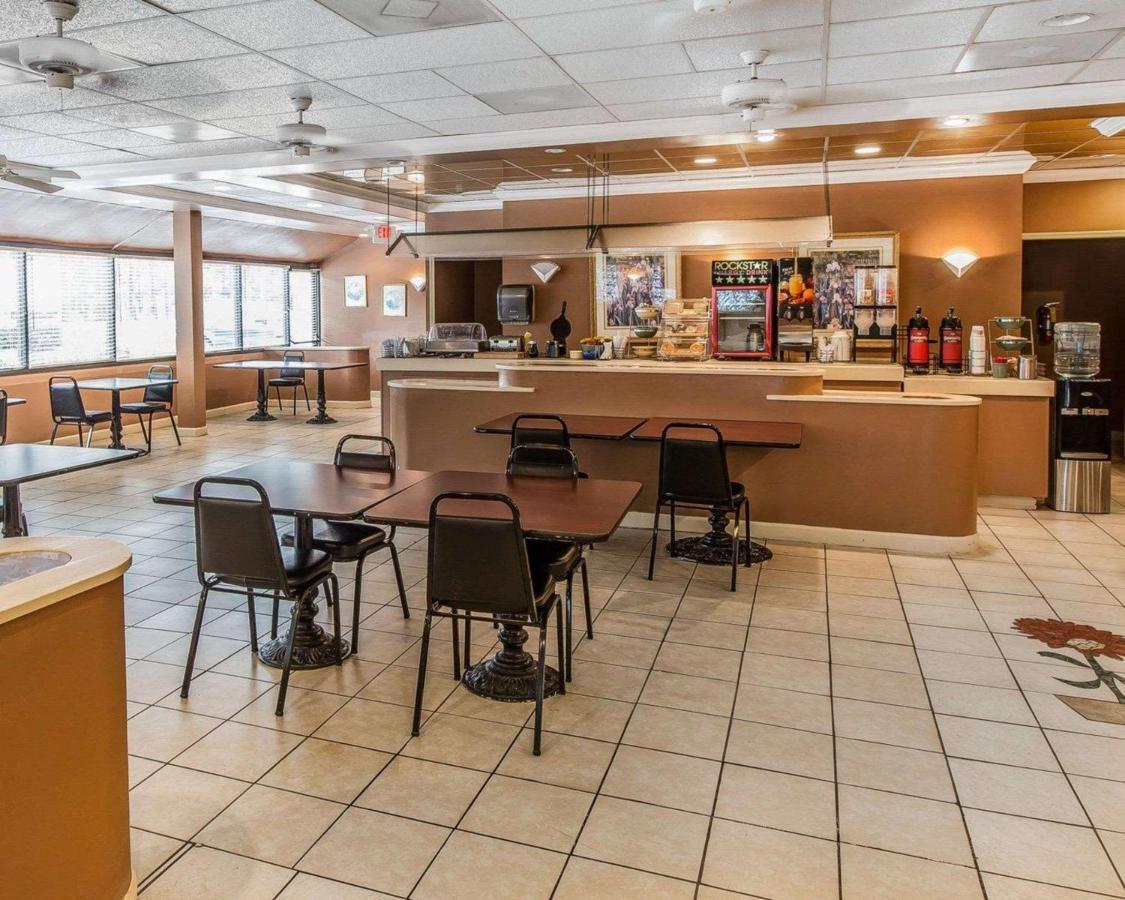 Econo Lodge Douglas Εξωτερικό φωτογραφία