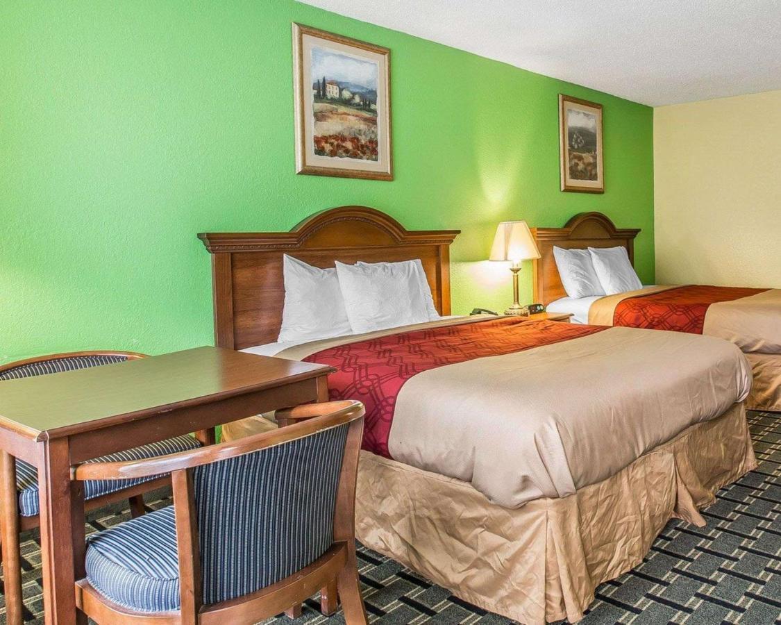 Econo Lodge Douglas Εξωτερικό φωτογραφία